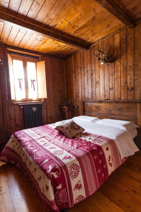 B & B La Guiette Casteldelfino Eksteriør billede